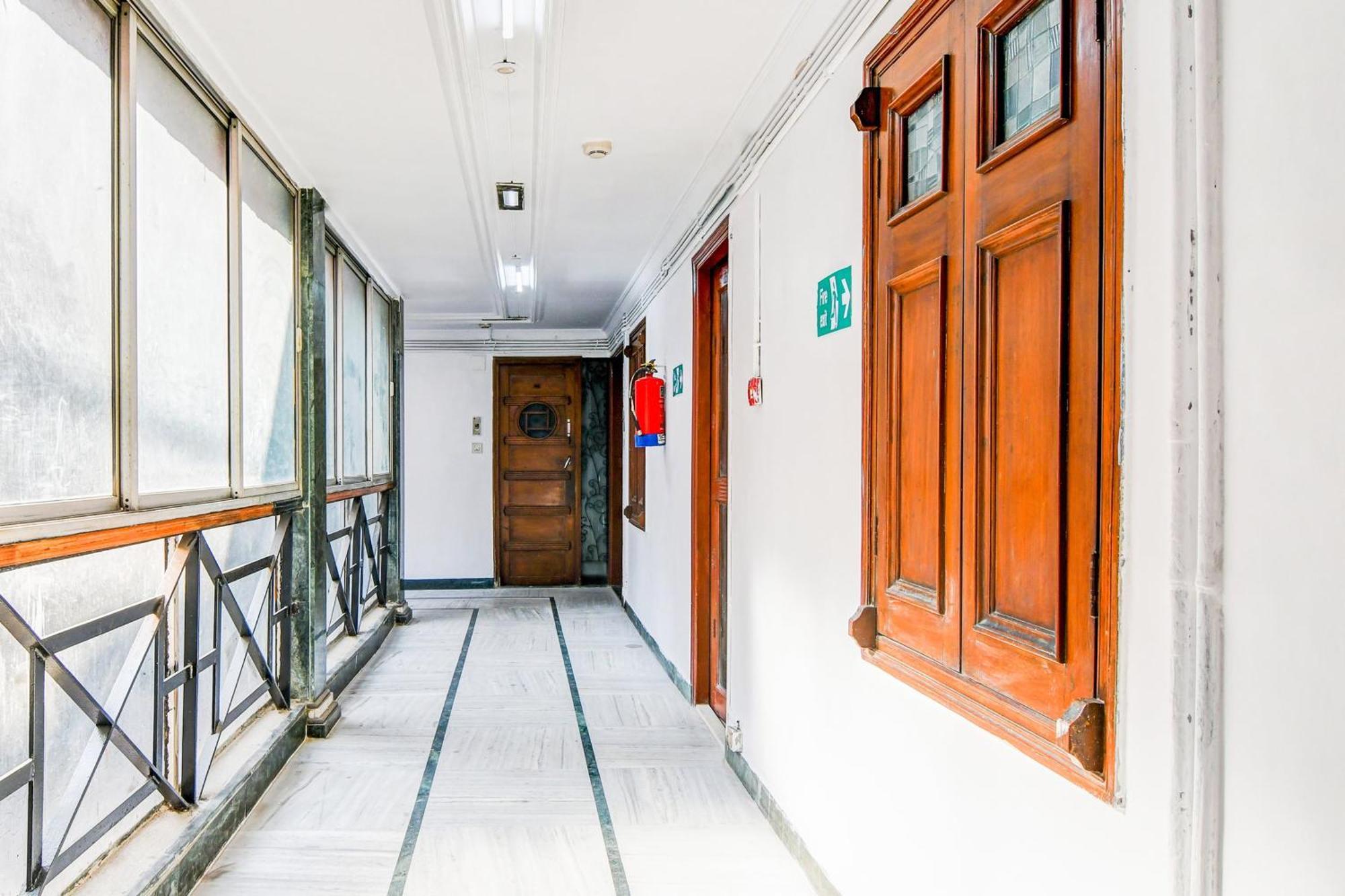 Super Hotel O Lenin Sarani Kolkata Luaran gambar
